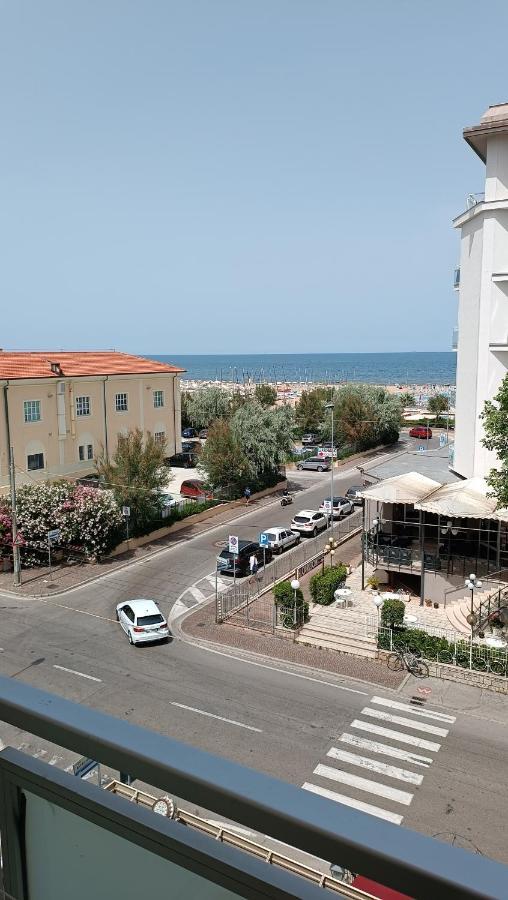 Hotel Sole Mio Rímini Exterior foto